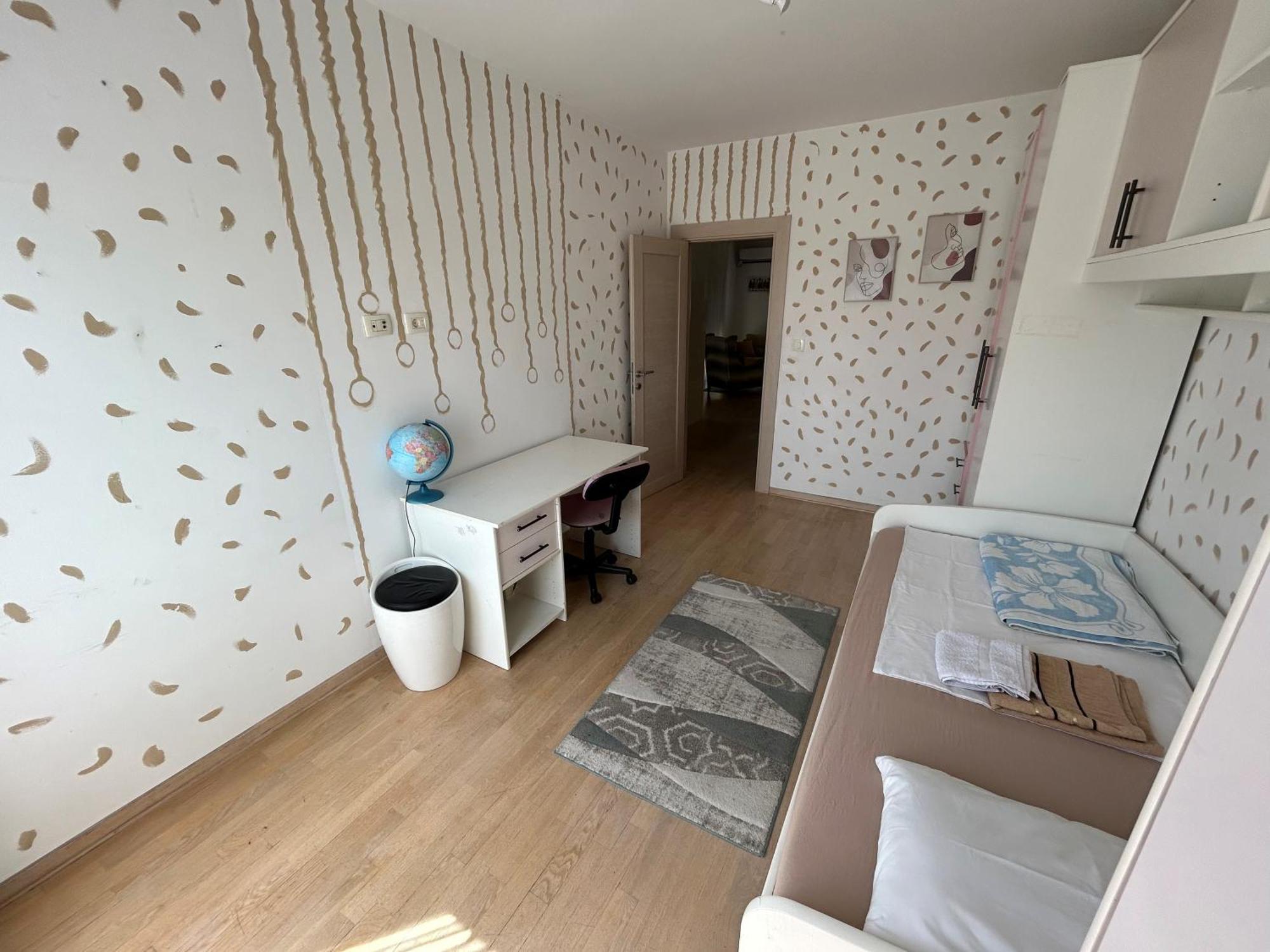 Ana'S 2 Bedrooms Lovely Flat Podgorica Exterior photo