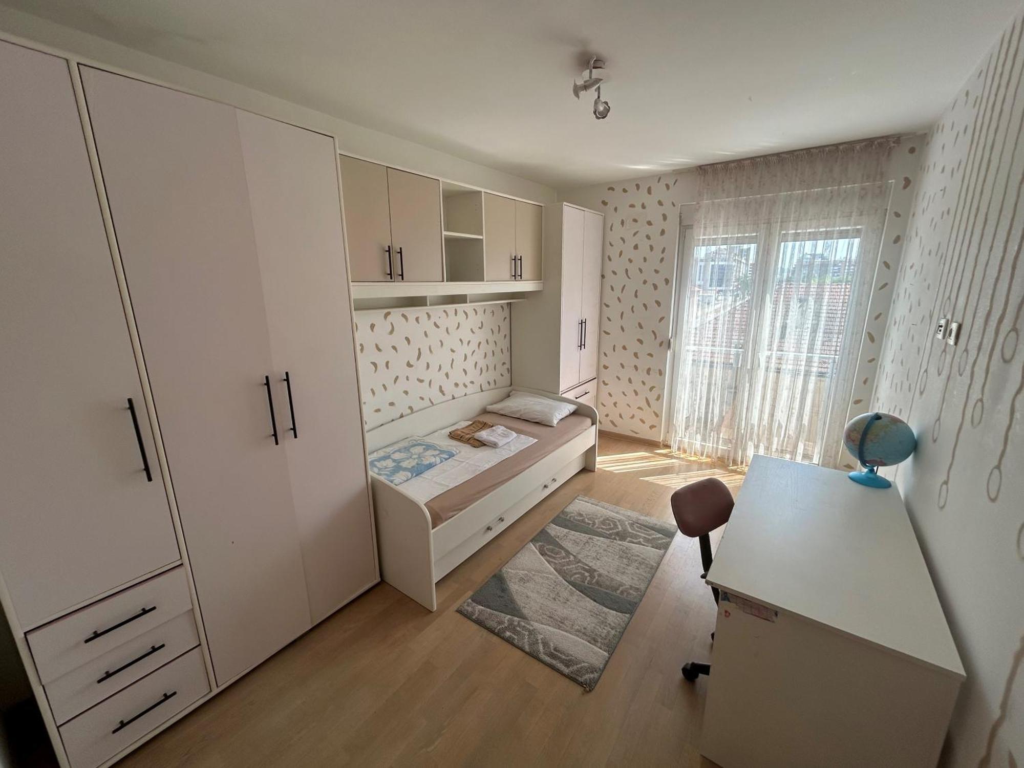 Ana'S 2 Bedrooms Lovely Flat Podgorica Exterior photo