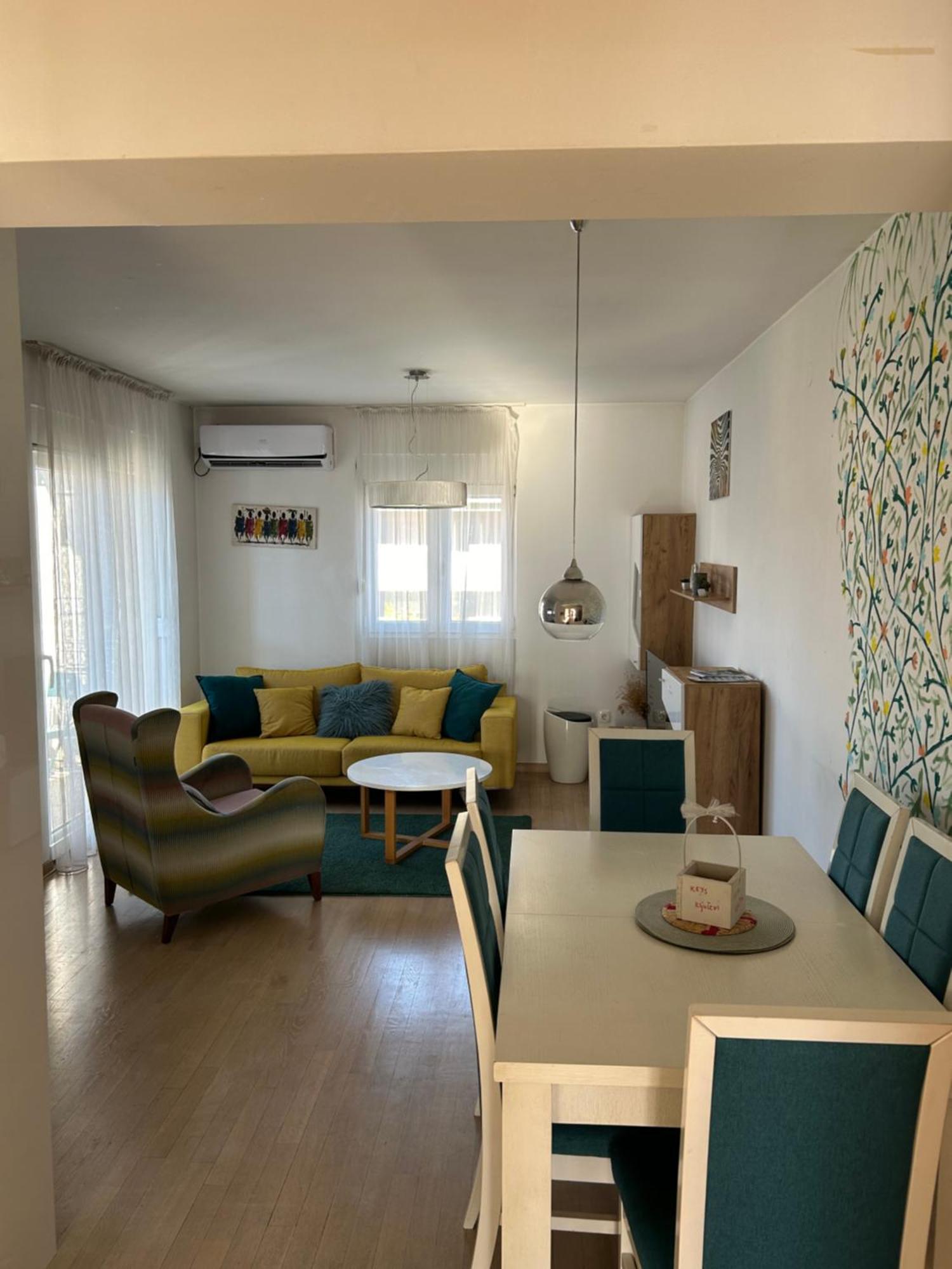 Ana'S 2 Bedrooms Lovely Flat Podgorica Exterior photo